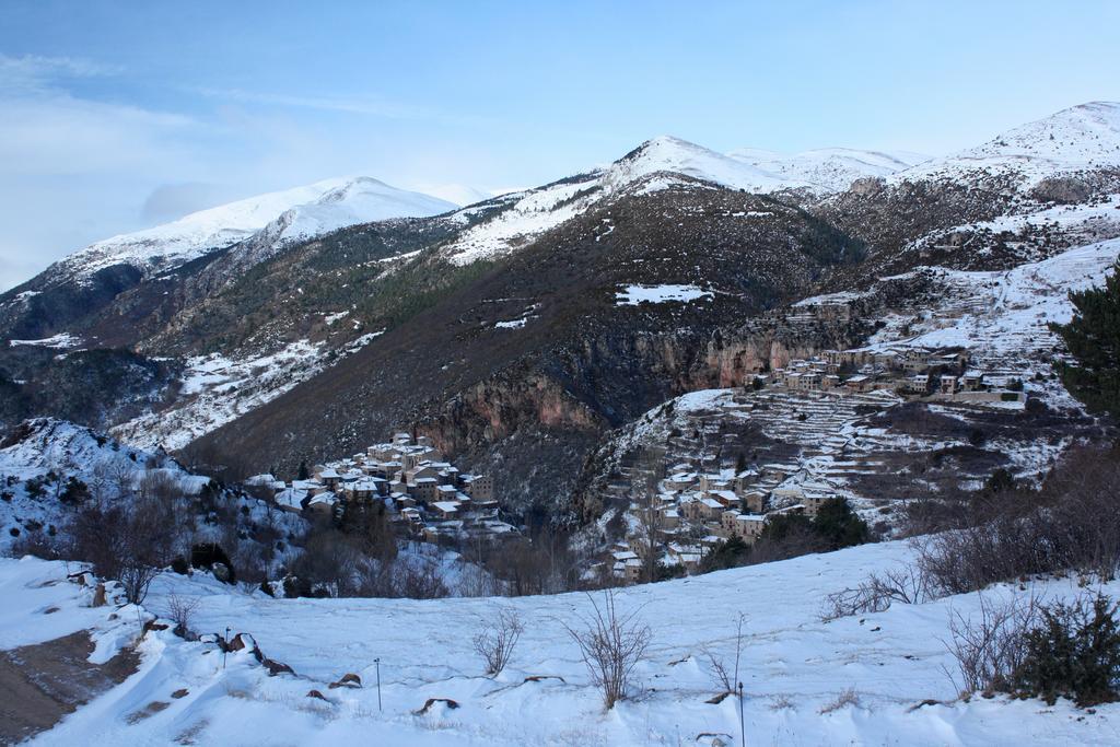 La Closa Castellar De N'Hug Bagian luar foto